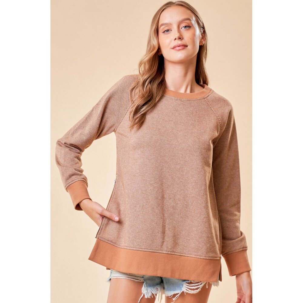 Doe & Rae Sz. S NWT Piper Side Zipper Top